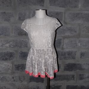 FREE PEOPLE sz M peplum lace paisley Anthropologie